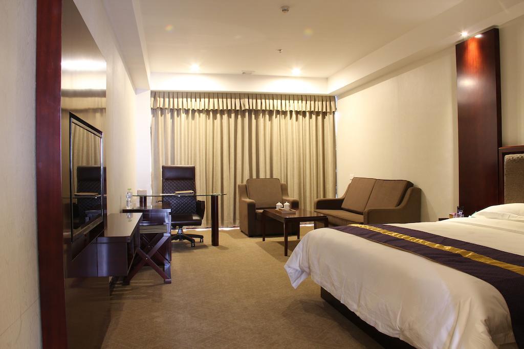 Zhuhai Platinum Holiday Hotel Pokoj fotografie