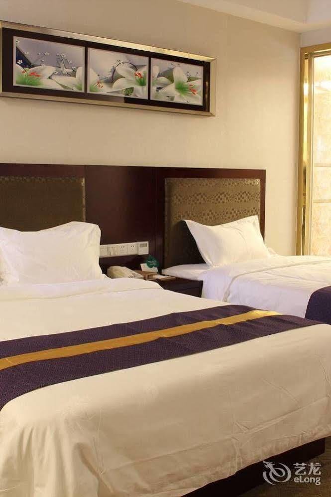 Zhuhai Platinum Holiday Hotel Exteriér fotografie